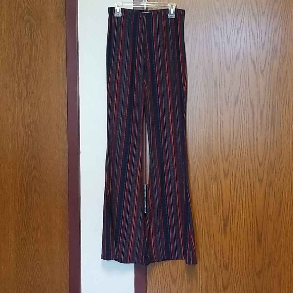 Wide leg stretchy pants